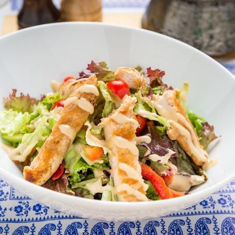 Fresh Caesar Salad: A Classic Italian Favorite