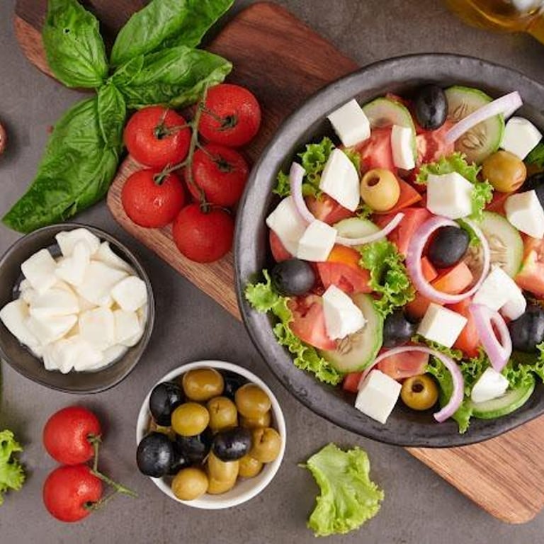 Fresh Antipasto Salad: A Delicious Italian Appetizer